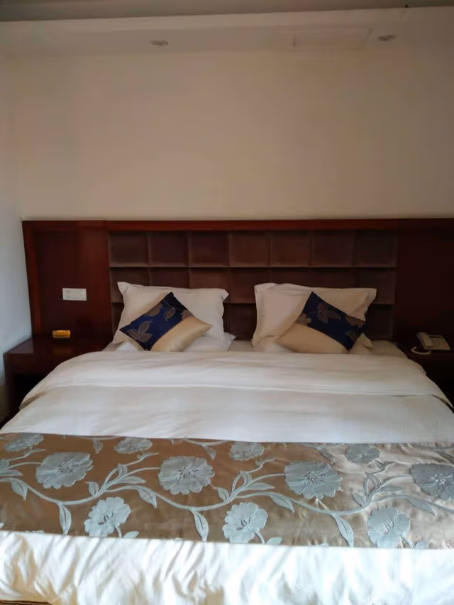 Business Single Room
