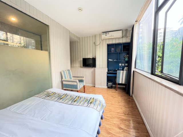 Themed Room (Double Bed)