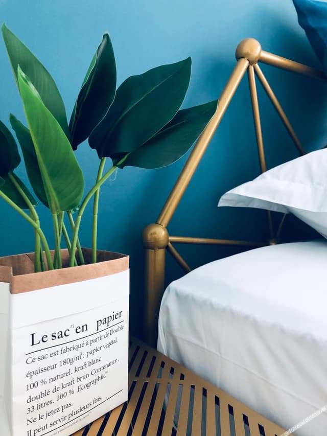 INS Couple Room