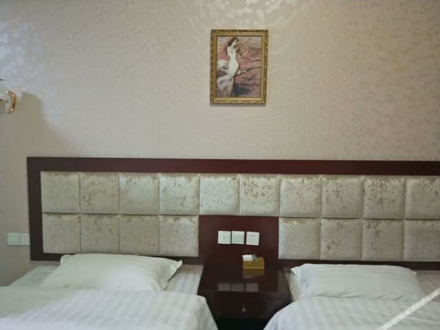 Guestroom (2 beds)