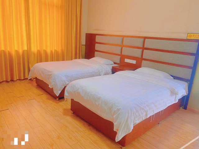 Deluxe Room (2 Beds)