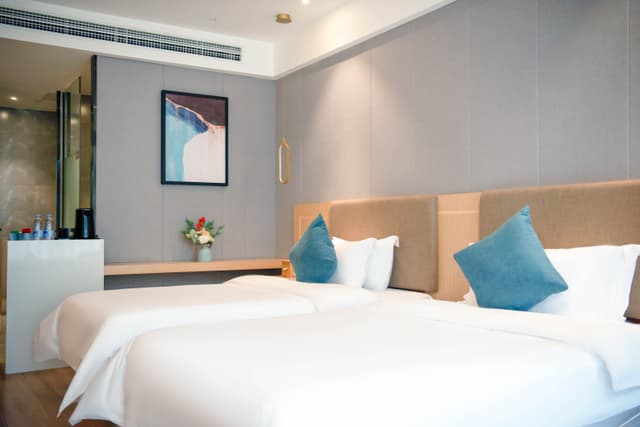 Business Room (2 beds)
