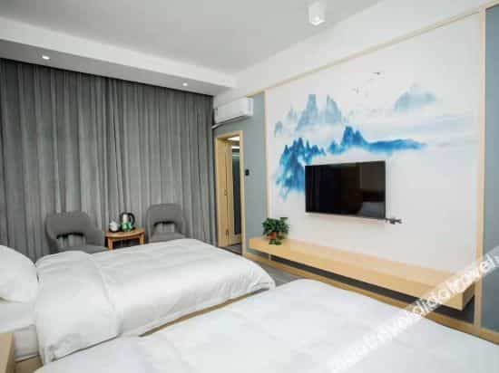 Xinjingrong Hotel Xinjingrong Hotel