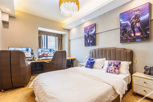 Couples E-Sports Double Bed Room
