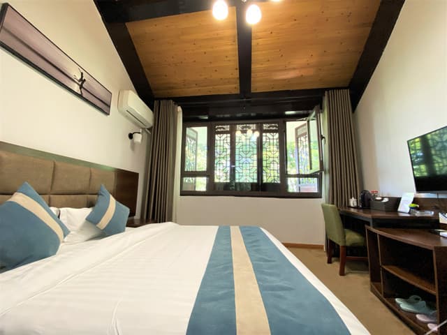 Premium Single Room