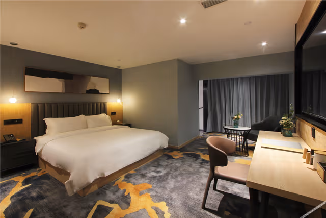 Elegant Queen Room