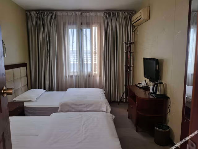Standard Room (2 Beds)