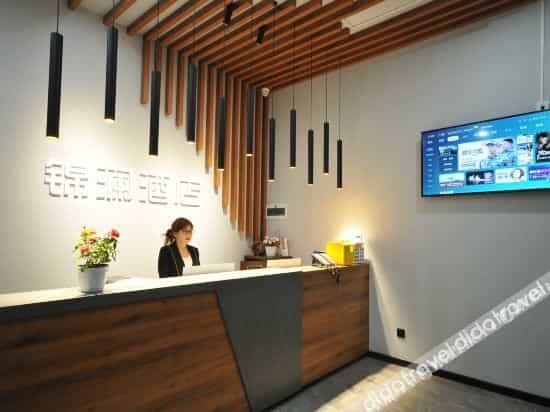 Jinlan Hotel (Chengdu Baicao Road Metro Station) Jinlan Hotel (Chengdu Baicao Road Metro Station)