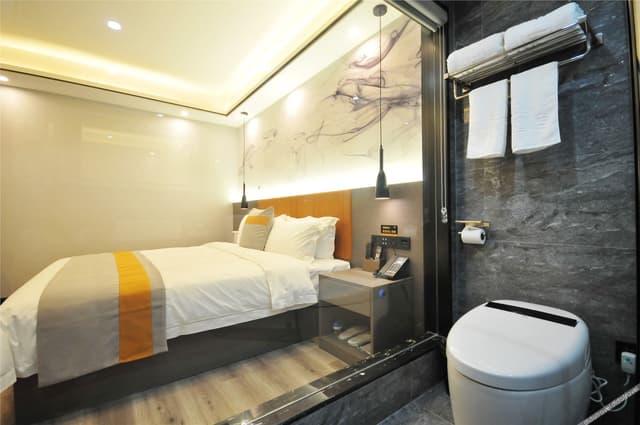 Special Queen Room