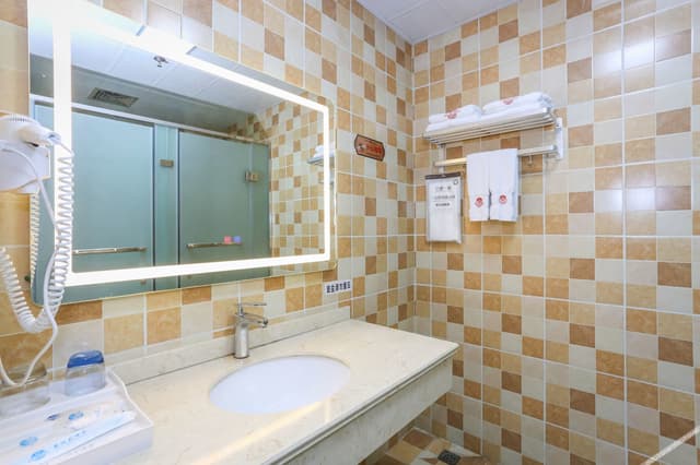 Standard 2-bed Room