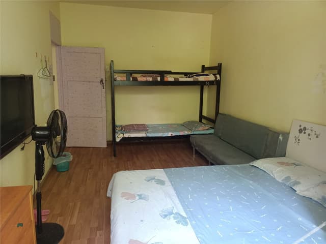 Guestroom - 4-Person Occupancy