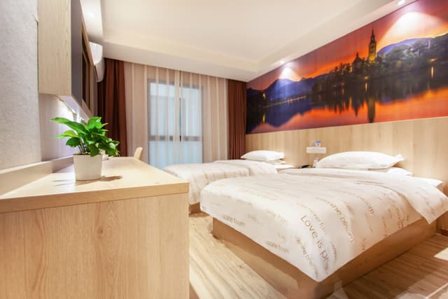 Guestroom (2 beds)