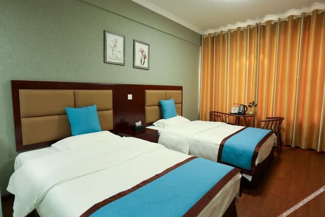 Cozy Room (2 Beds)