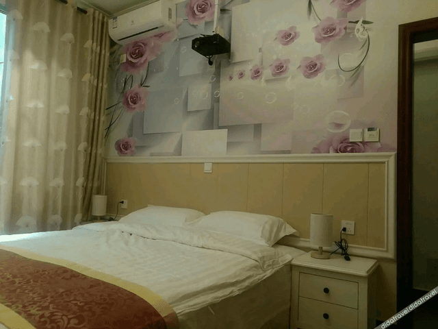 Featured Simple Room (Double Bed)