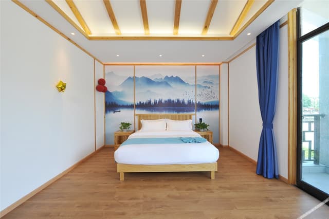 River-view Suite
