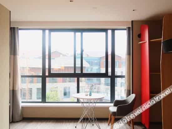 Ibis Hotel (Pengzhou Wangshuli) Ibis Hotel (Pengzhou Wangshuli)