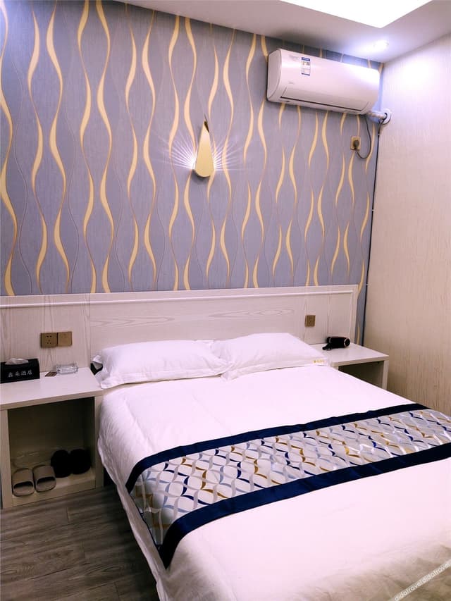 Double Room (No Window)