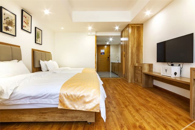 Cozy Room (2 Beds)