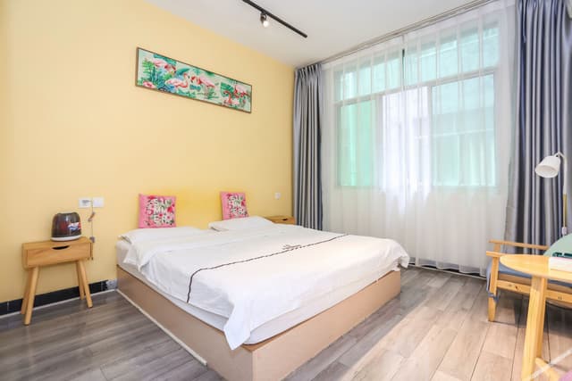 Cozy Double Room