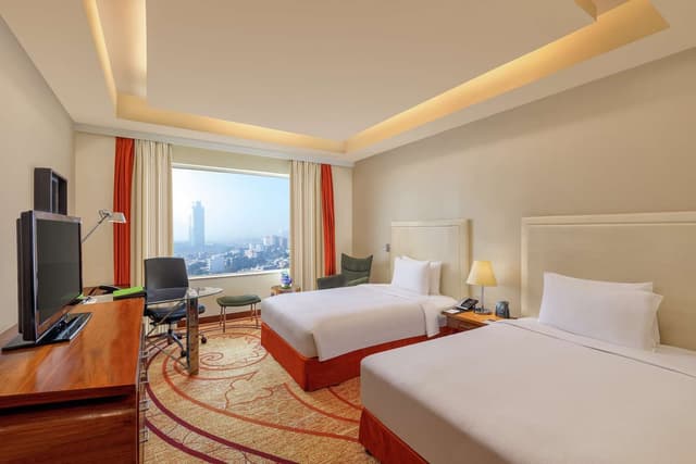 2 TWIN EXECUTIVE ROOM WITH LOUNGE ACCESS