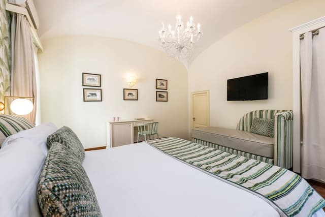 Deluxe Double Room, 1 Double Bed, Garden Area