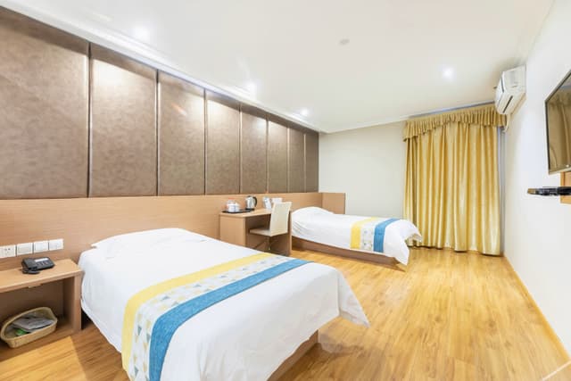 Standard 2-bed Room