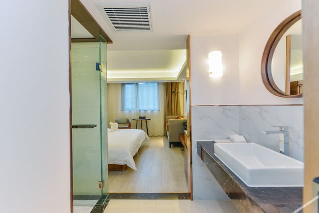 Cozy Business Room