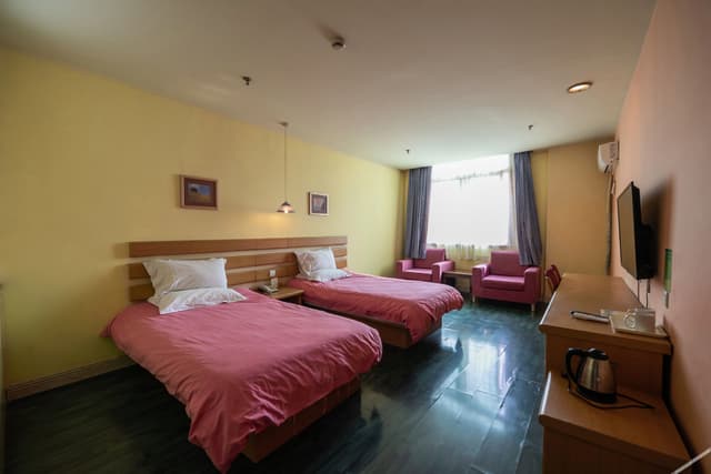 Business Standard Room