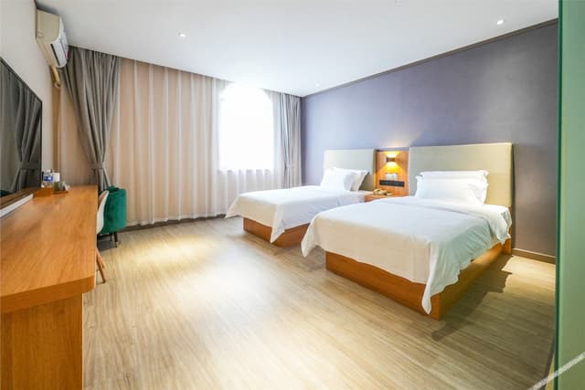Superior 2-bed Room
