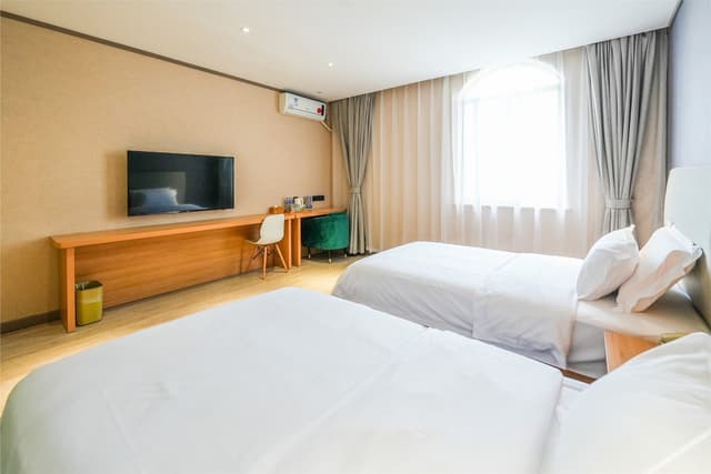 Superior 2-bed Room