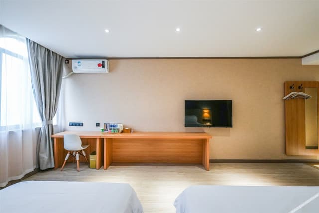 Superior 2-bed Room