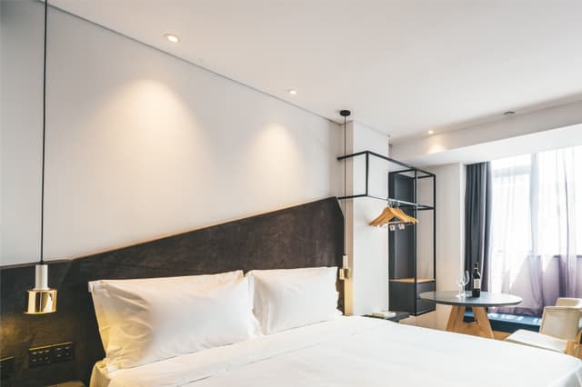 Yunyuan Supreme Double Bed Room