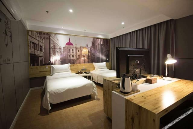 Creativity Scenic View Room