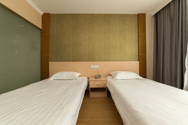Guestroom (2 Beds)