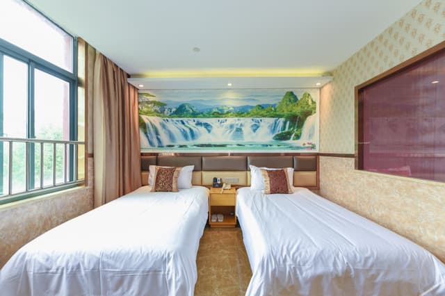 Business Room (2 beds)