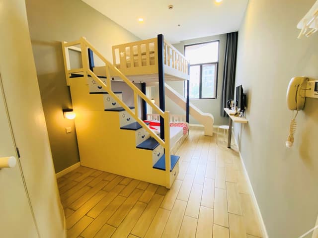 Superior 2-bed Room