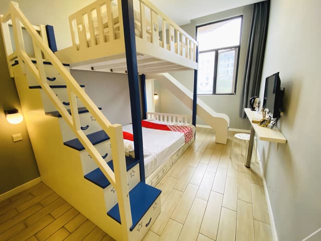 Superior 2-bed Room