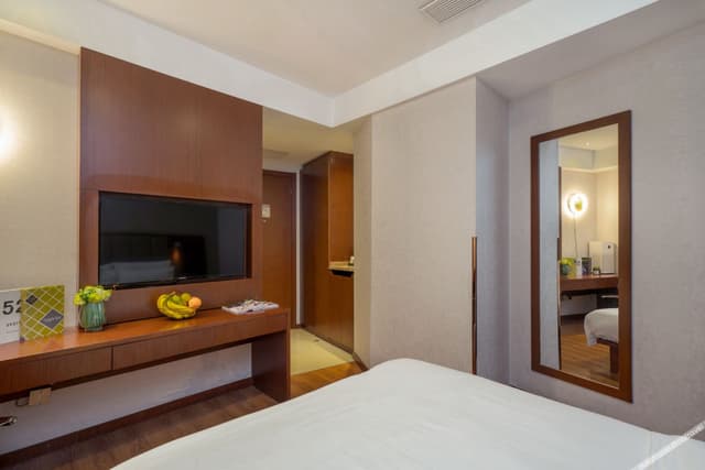 Budget Room (Double bed) (No window)