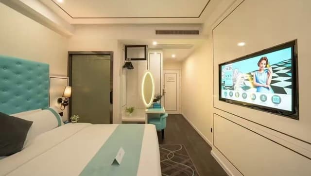 Luxury Single Room