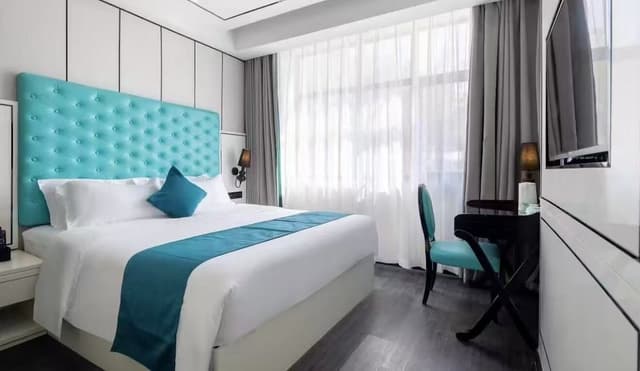 Luxury Single Room