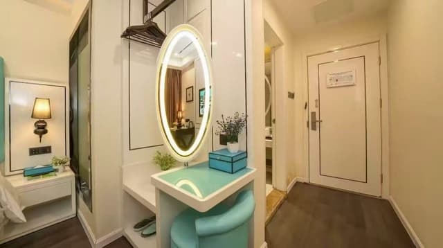 Luxury Single Room