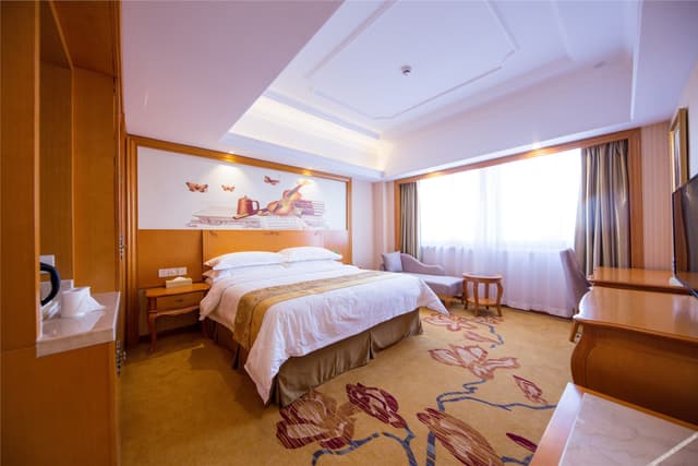 Business big bed room