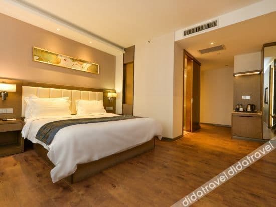 Superior Queen Room