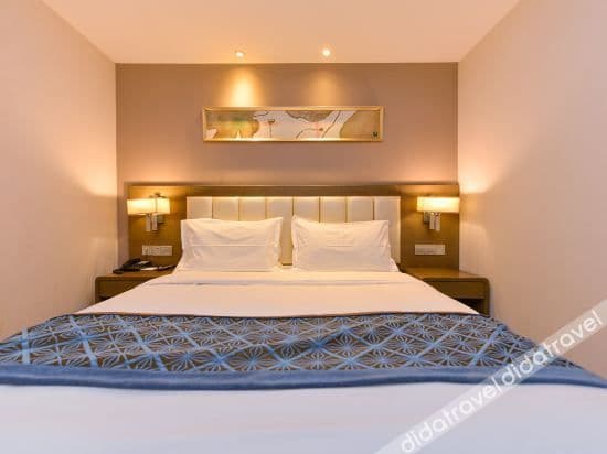 Cozy Room (Double Bed) (No Window)