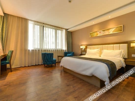 Superior Queen Room
