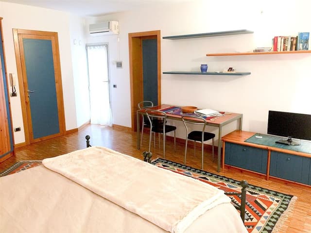 Romantic Studio Suite