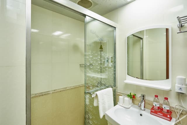 Single Room (Building 1)