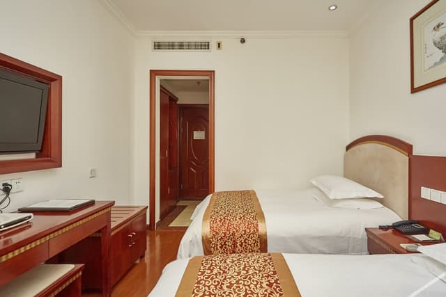 Standard Room (Building 1)