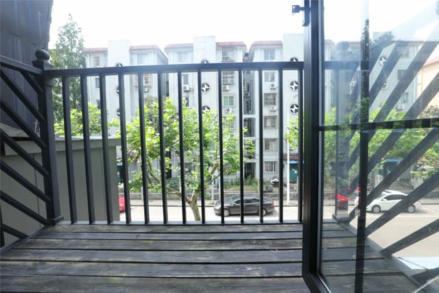 Business 2-bed Room