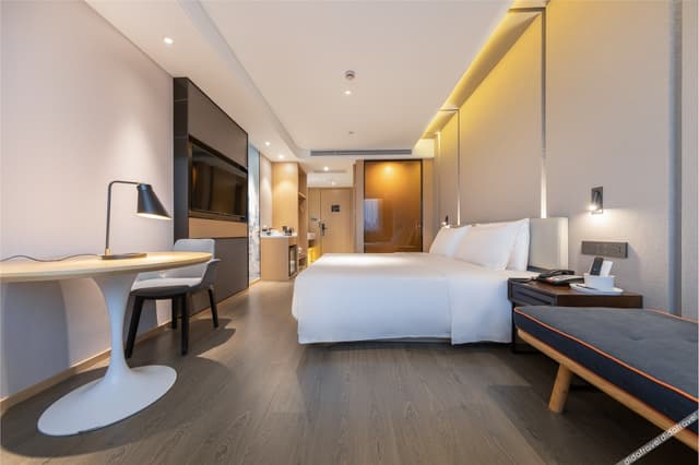 Jimu Double Bed Room